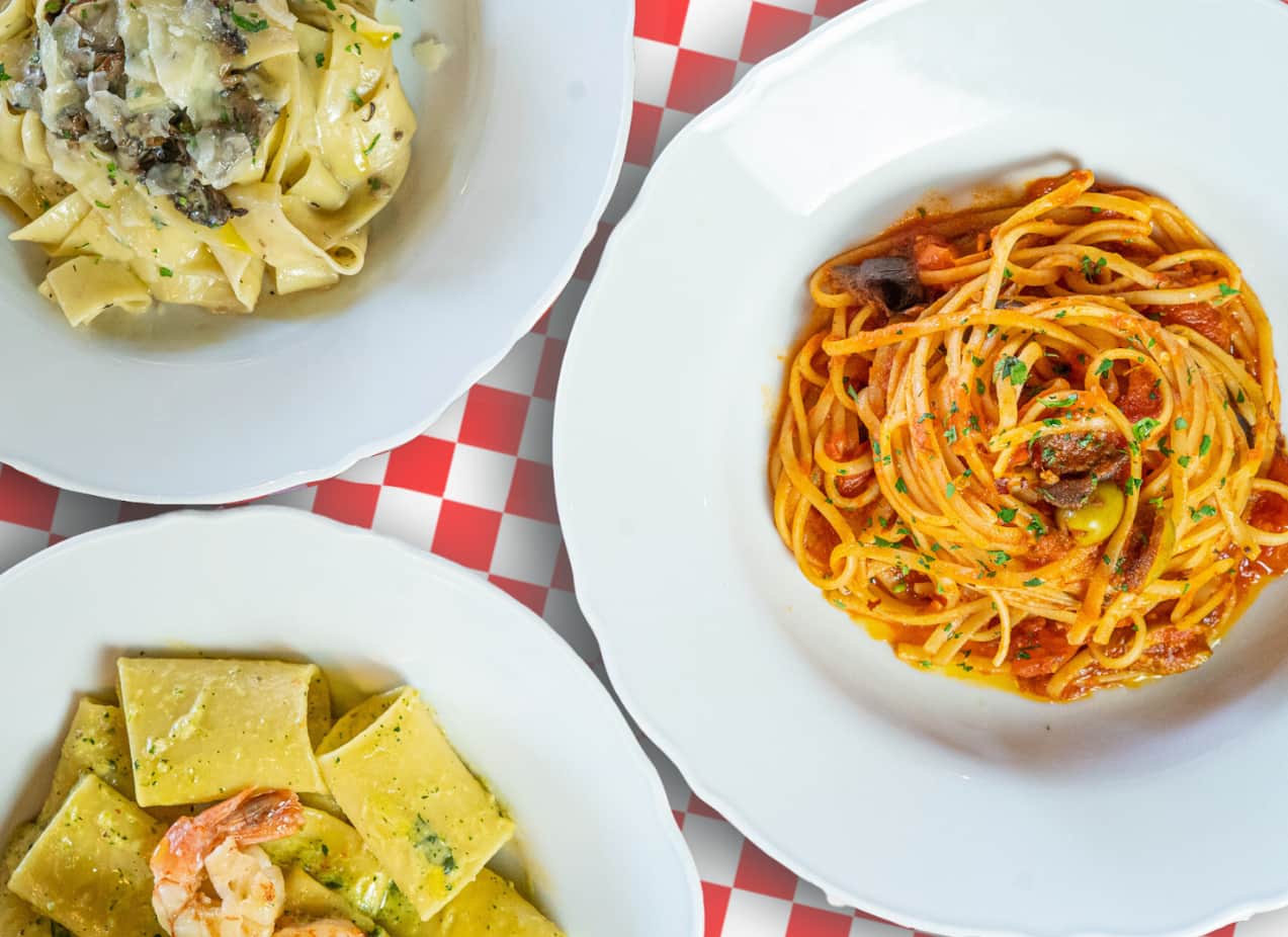 Italian Pizzeria in West Vancouver Celebrates Anniversary with 10