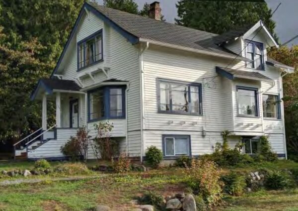 https://www.northshoredailypost.com/wp-content/uploads/2023/10/Historic-Clegg-house-600x424.jpg